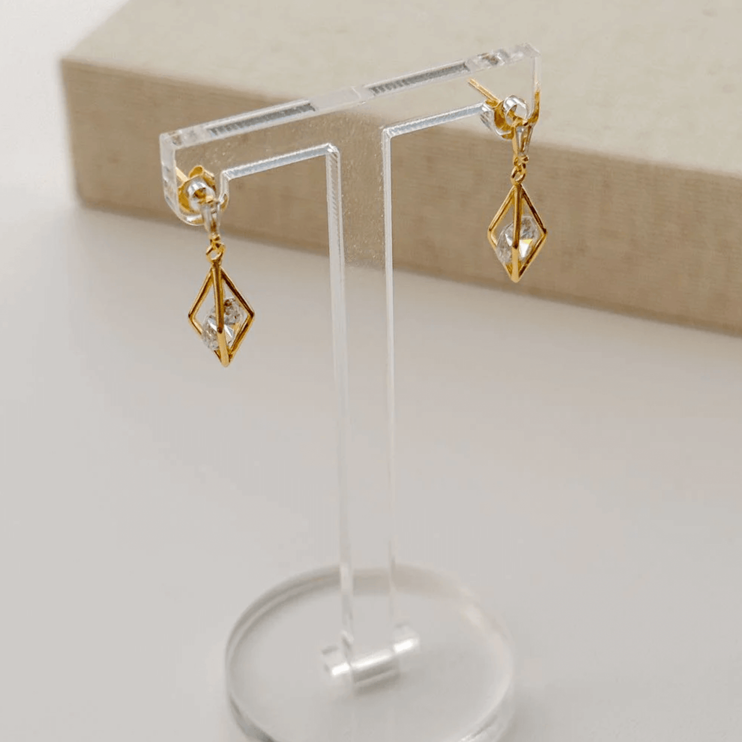 14K Gold Earrings Zircon Prismatic Stud